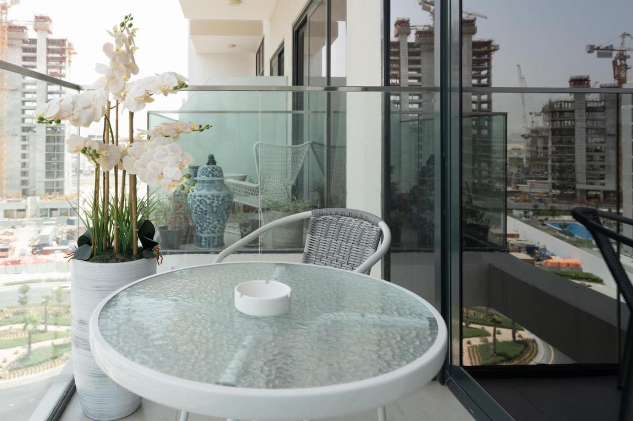 Elegant At Azizi 46 In Meydan By Vibel * Dubai