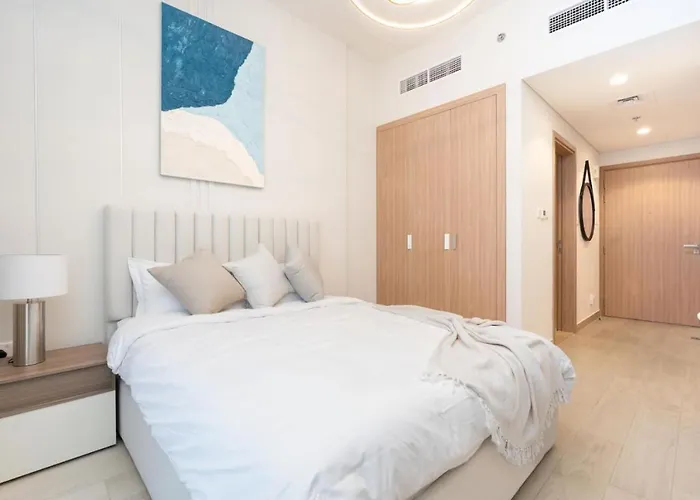 Elegant Studio At Azizi 46 In Central Meydan By Vibel