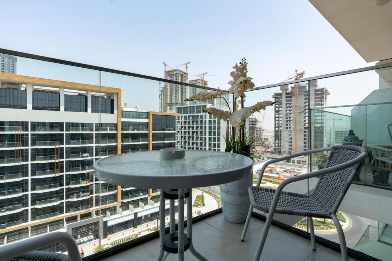 Elegant At Azizi 46 In Meydan By Vibel *